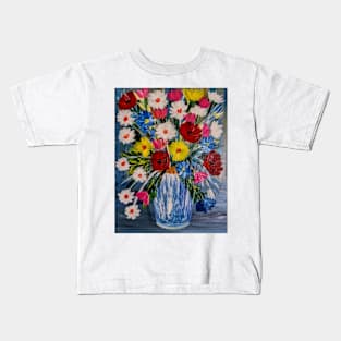 A beautiful bouquet flowers in a glass vase Kids T-Shirt